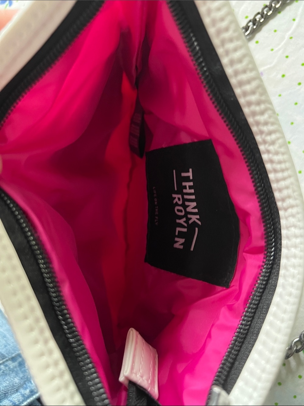 THINK ROYLN The Metro Tote & Crossbody SET - Picture 11 of 15